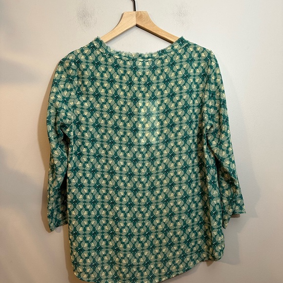NWT Cabi #3069 Jade Green Leaf Blouse Size Medium - Picture 5 of 8